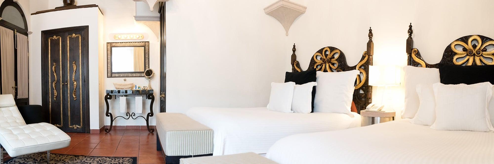 Hotel Herencia By Hosting House Морелія Екстер'єр фото