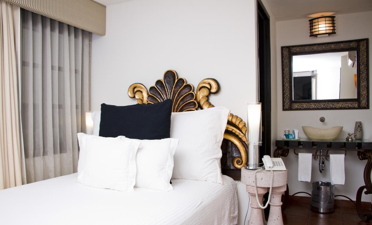 Hotel Herencia By Hosting House Морелія Екстер'єр фото